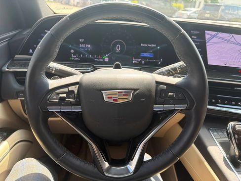 Certified 2024 Cadillac Escalade Premium Luxury AWD/4WD image 14
