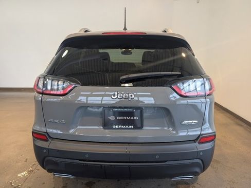 Used 2021 Jeep Cherokee Latitude Lux image 4