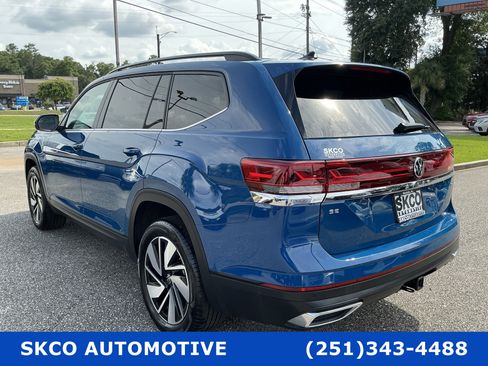 Used 2025 Volkswagen Atlas SE AWD/4WD image 3