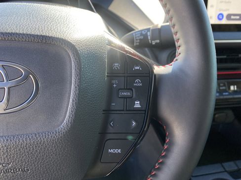 Used 2025 Toyota Prius XSE image 34