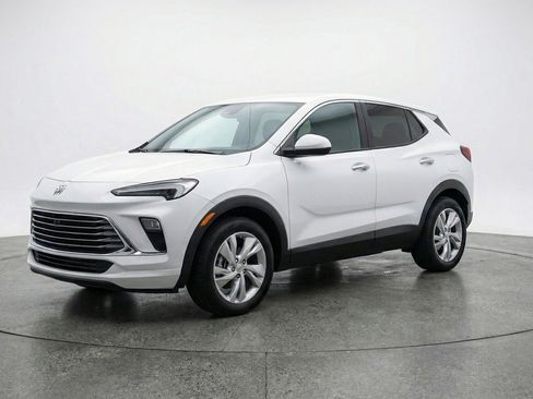 Used 2025 Buick Encore GX Preferred image 3