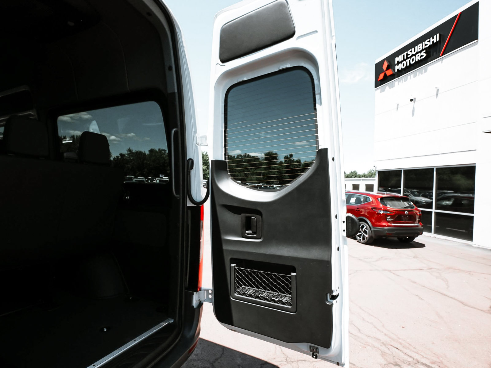 Used 2026 Mercedes-Benz Sprinter 2500 image 50
