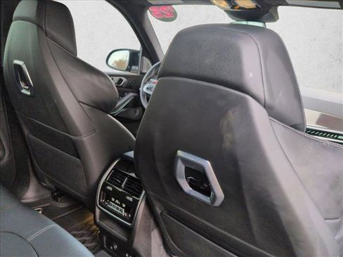Used 2025 BMW X5 M Competition w/ Executive Package image 23