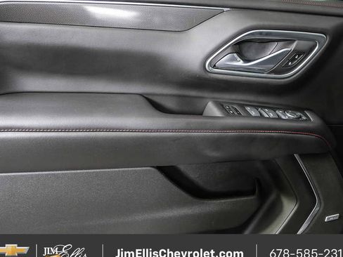 Used 2022 Chevrolet Suburban RST w/ Luxury Package image 6