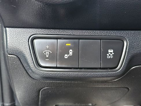 Used 2023 Kia Forte GT-Line w/ GT-Line Technology Package image 18