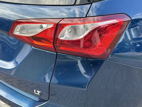 Used 2020 Chevrolet Equinox LT image 9