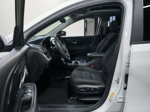 Used 2022 GMC Terrain SLE w/ Driver Convenience Package AWD/4WD image 29