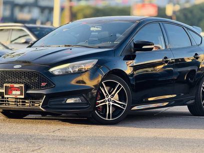 Used 2017 Ford Focus ST w/ Equipment Group 401A