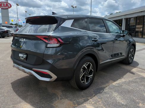 Certified 2025 Kia Sportage LX FWD image 5