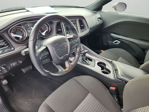 Used 2023 Dodge Challenger R/T image 10