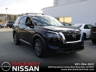 New 2025 Nissan Pathfinder SV
