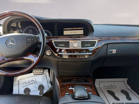 Used 2013 Mercedes-Benz S 550 image 11
