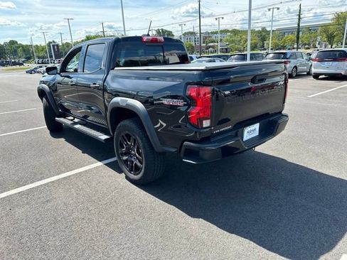 Used 2023 Chevrolet Colorado Trail Boss AWD/4WD image 6