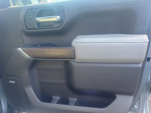 Used 2020 GMC Sierra 1500 SLT w/ SLT Premium Plus Package image 32