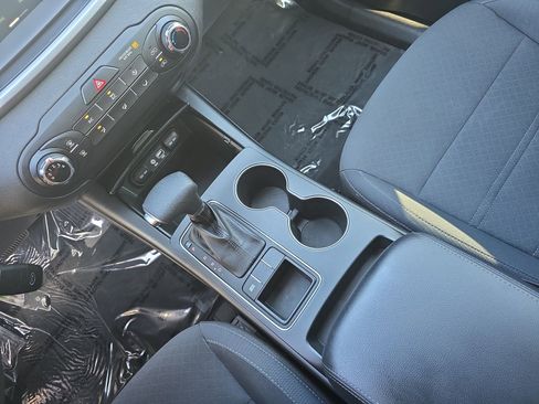 Used 2019 Kia Sorento L image 27