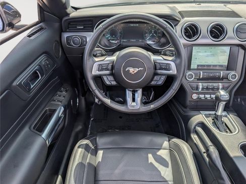 Used 2018 Ford Mustang GT Premium w/ Equipment Group 401A RWD image 17