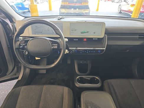 Used 2024 Hyundai Ioniq 5 SEL RWD image 7