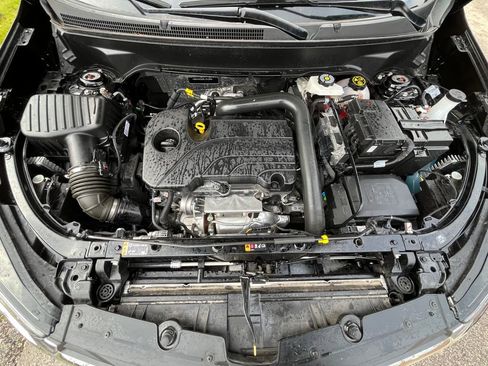 Certified 2024 Chevrolet Equinox LT image 9