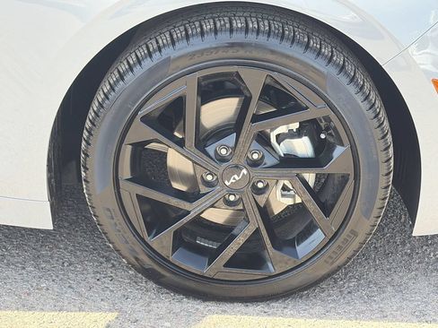 Used 2026 Kia K5 GT-Line w/ GT-Line Premium Package FWD image 9