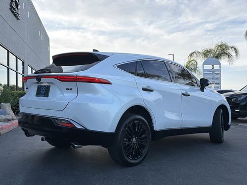 Used 2024 Toyota Venza Nightshade image 6