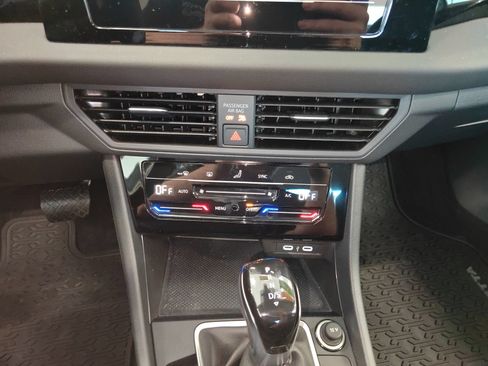 Used 2026 Volkswagen Jetta S FWD image 22