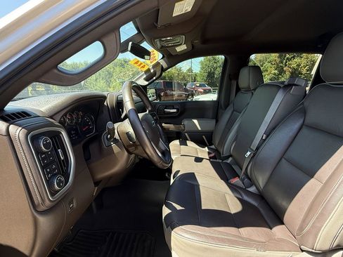 Used 2022 Chevrolet Silverado 1500 RST w/ Z71 Off-Road Package AWD/4WD image 14