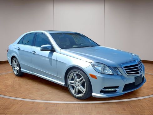 Used 2013 Mercedes-Benz E 350 4MATIC Sedan image 1