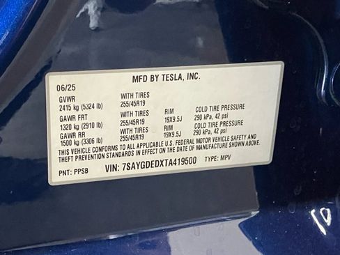 Used 2026 Tesla Model Y 2WD image 24