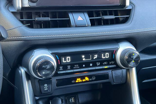 Certified 2023 Toyota RAV4 LE AWD/4WD image 22