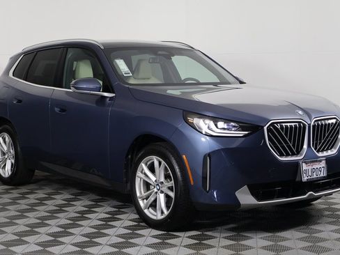 Used 2025 BMW X3 xDrive30i w/ Convenience Package image 3