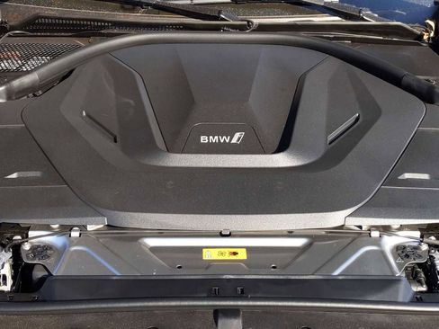 Used 2025 BMW i4 eDrive40 w/ Premium Package image 14