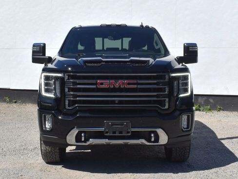 Used 2021 GMC Sierra 3500 Denali w/ Denali Black Diamond Edition AWD/4WD image 2