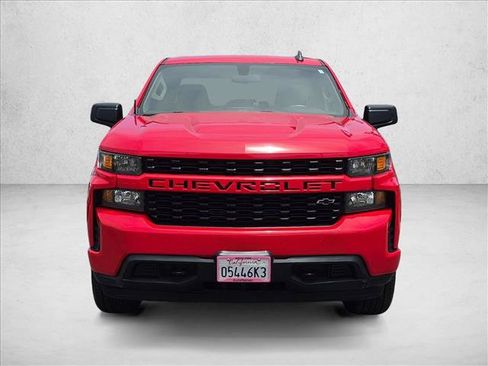 Used 2022 Chevrolet Silverado 1500 Custom RWD image 2
