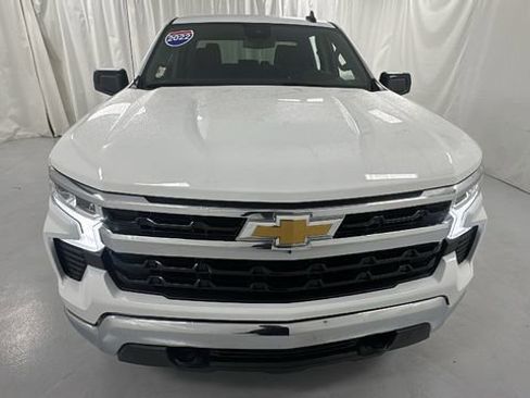 Used 2022 Chevrolet Silverado 1500 LT AWD/4WD image 8