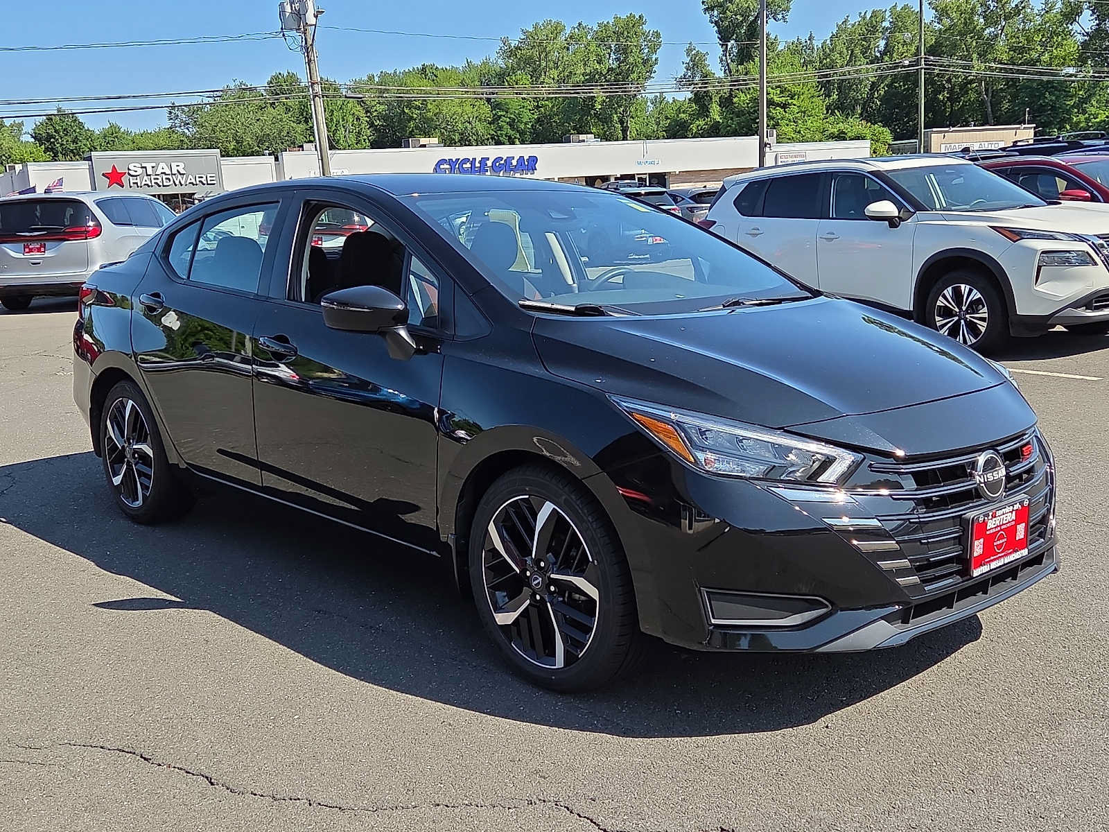Used 2023 Nissan Versa SR w/ Trunk Package FWD image 3