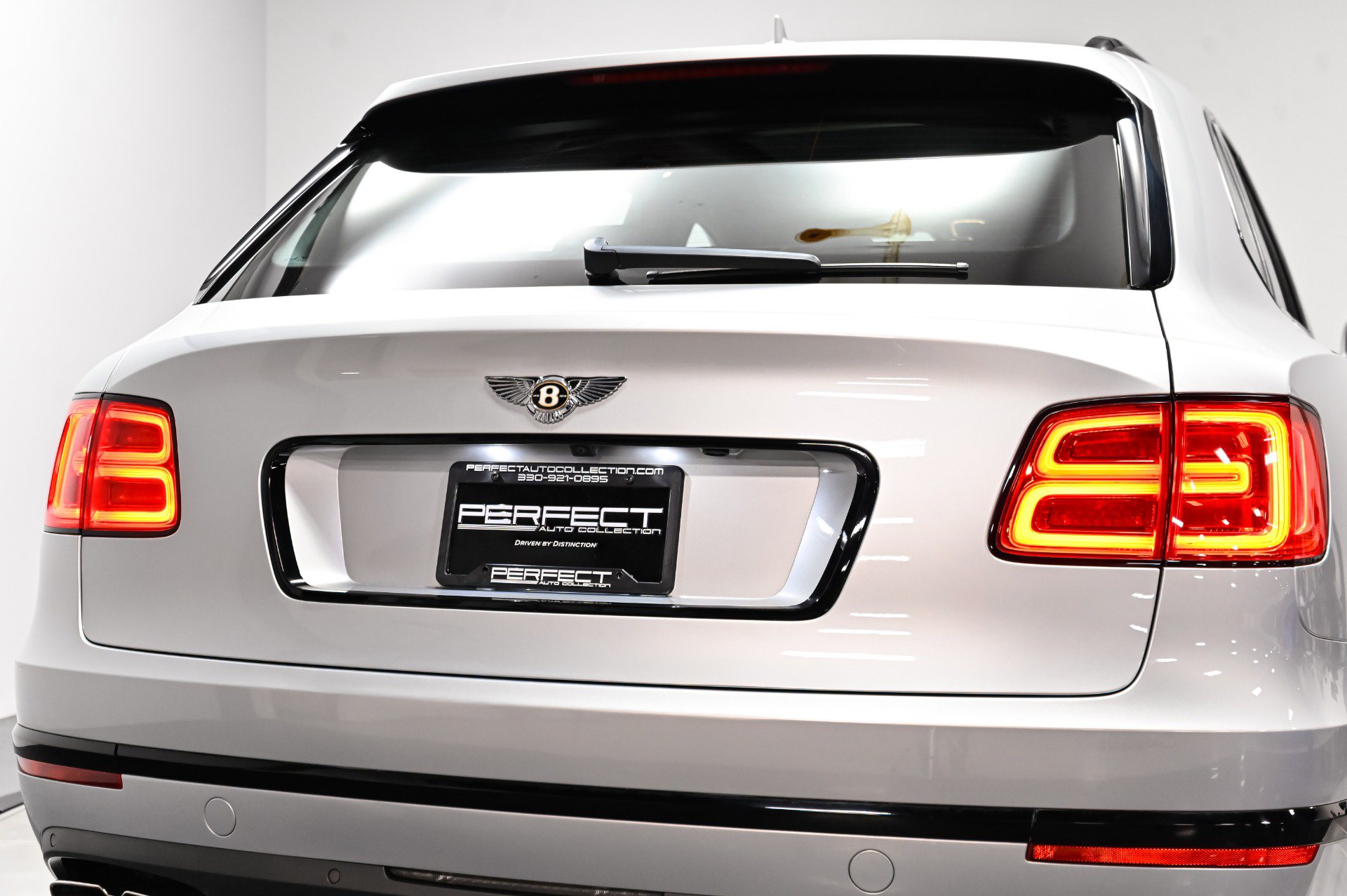 Used 2019 Bentley Bentayga AWD/4WD image 46