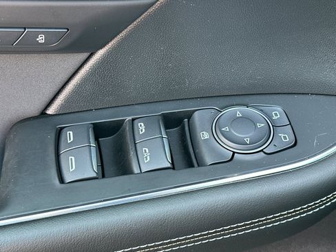 Used 2025 Buick Envision Sport Touring image 13