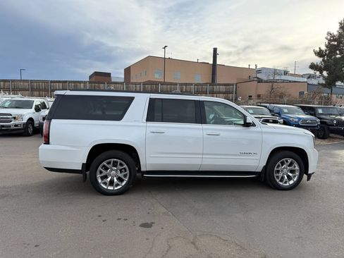 Used 2017 GMC Yukon XL SLT w/ Open Road Package image 6