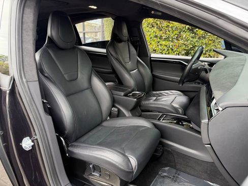 Used 2016 Tesla Model X Performance image 36