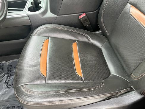 Used 2020 GMC Sierra 1500 AT4 w/ AT4 Premium Package image 20