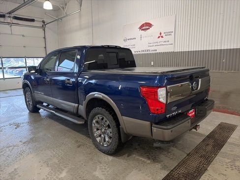 Certified 2019 Nissan Titan Platinum Reserve w/ Platinum Utility Package image 5