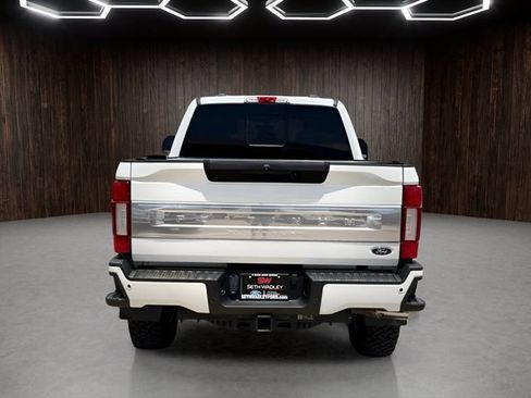 Certified 2021 Ford F250 Platinum w/ Tremor Off-Road Package AWD/4WD image 7