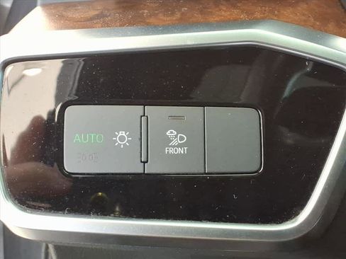 Used 2023 Audi A6 Premium Plus w/ Premium Plus Package image 11