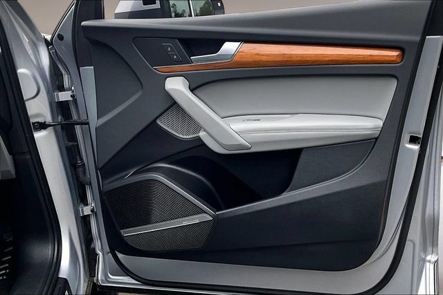 Certified 2023 Audi Q5 2.0T Premium Plus w/ Premium Plus Package AWD/4WD image 28