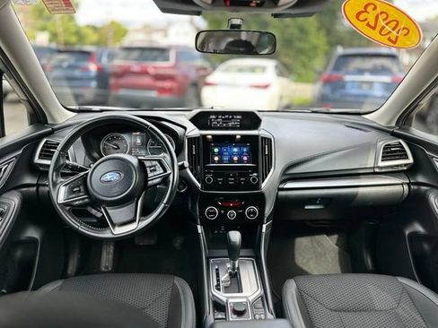 Used 2023 Subaru Forester Premium AWD/4WD image 17