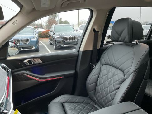 New 2026 BMW X7 xDrive40i image 28