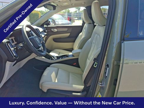 Certified 2024 Volvo XC40 B5 Plus w/ Protection Package Premier AWD/4WD image 14