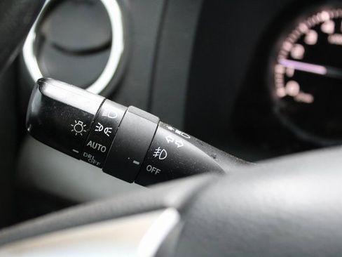 Used 2019 Toyota Tundra SR5 image 31