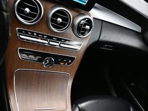Used 2019 Mercedes-Benz C 300 4MATIC Sedan image 26