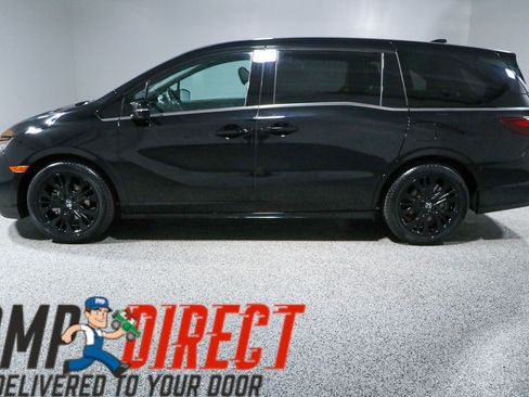 Used 2025 Honda Odyssey Sport-L image 10